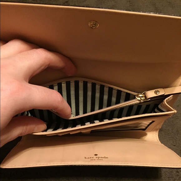 Kate Spade grey tan beige wallet - Picture 6 of 8